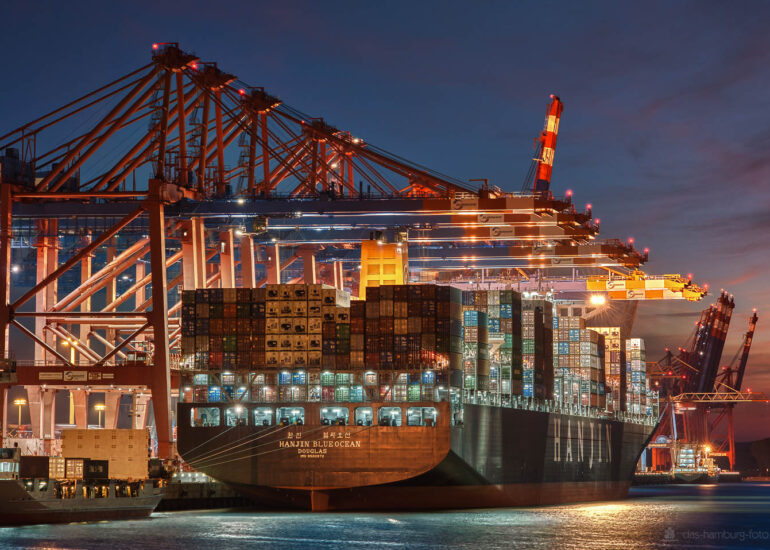 Draußen, Elbe, Hafen, Hamburg, blau, grau, poller