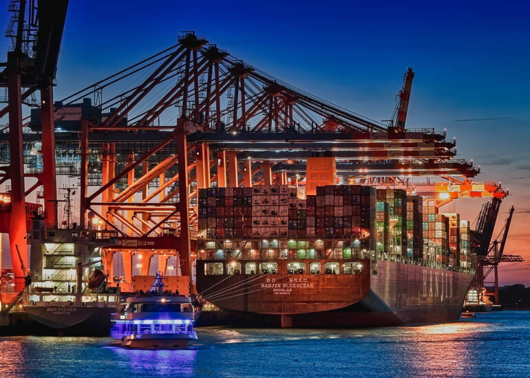 Draußen, Elbe, Hafen, Hamburg, blau, grau, poller