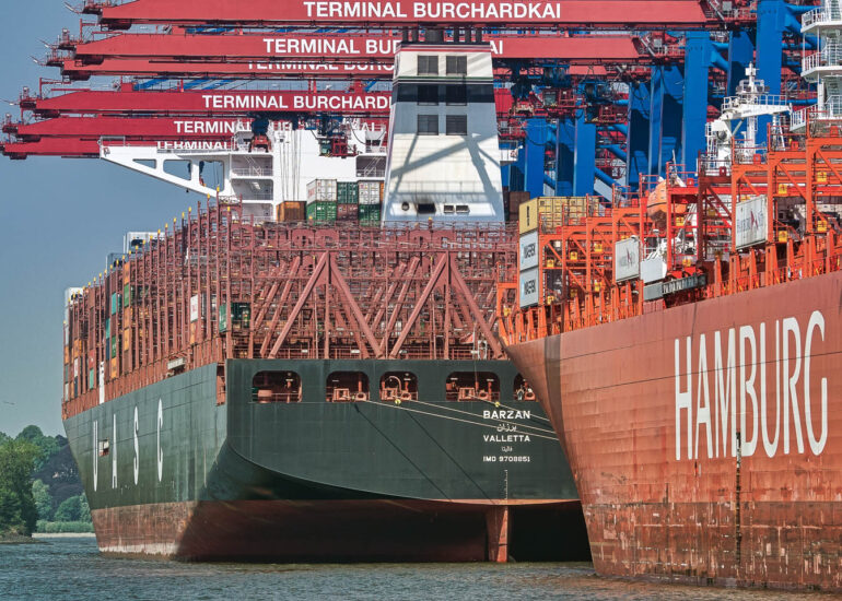 Draußen, Elbe, Hafen, Hamburg, blau, grau, poller