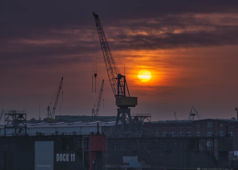Draußen, Elbe, Hafen, Hamburg, blau, grau, poller