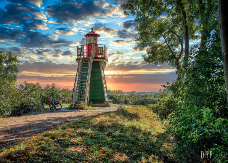 Hamburgs Sehenswürdigkeiten als tolle FineArt Photos 10 Architektur, Draußen, Dunkel, Gebäude, HDR (extrem), Stadt, grau, schwarz, www.das-hamburg-foto.de