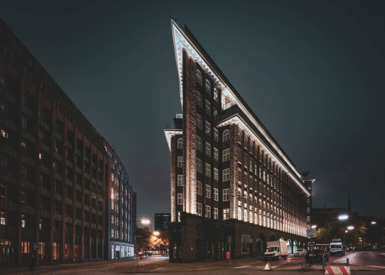 Hamburgs Sehenswürdigkeiten als tolle FineArt Photos 22 Architektur, Draußen, Dunkel, Gebäude, HDR (extrem), Stadt, grau, schwarz, www.das-hamburg-foto.de