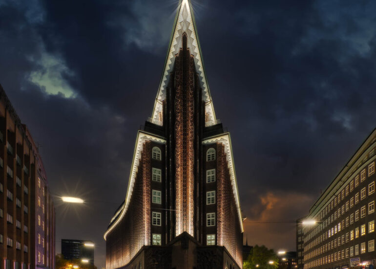 Hamburgs Sehenswürdigkeiten als tolle FineArt Photos 12 Architektur, Draußen, Dunkel, Gebäude, HDR (extrem), Stadt, grau, schwarz, www.das-hamburg-foto.de