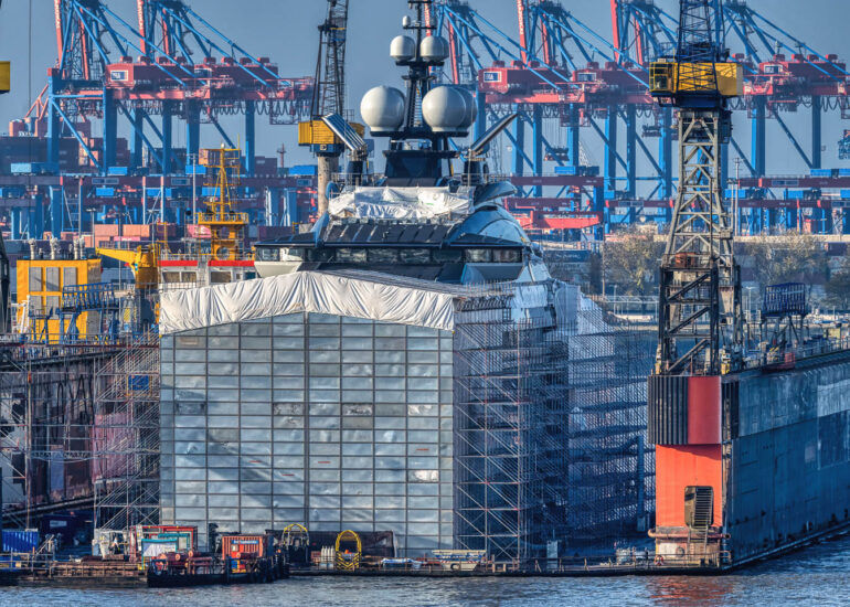 Draußen, Elbe, Hafen, Hamburg, blau, grau, poller