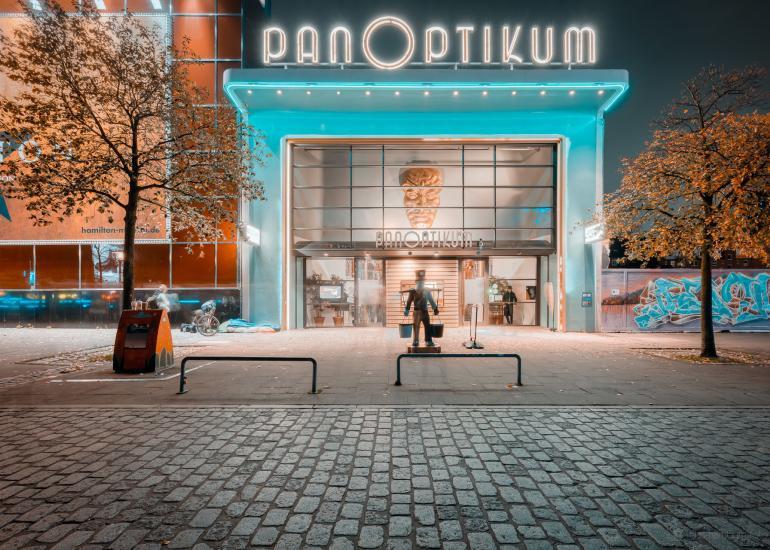 Im Trend: Moderne Hamburg Bilder 13 Blick in den Hamburger Hafen