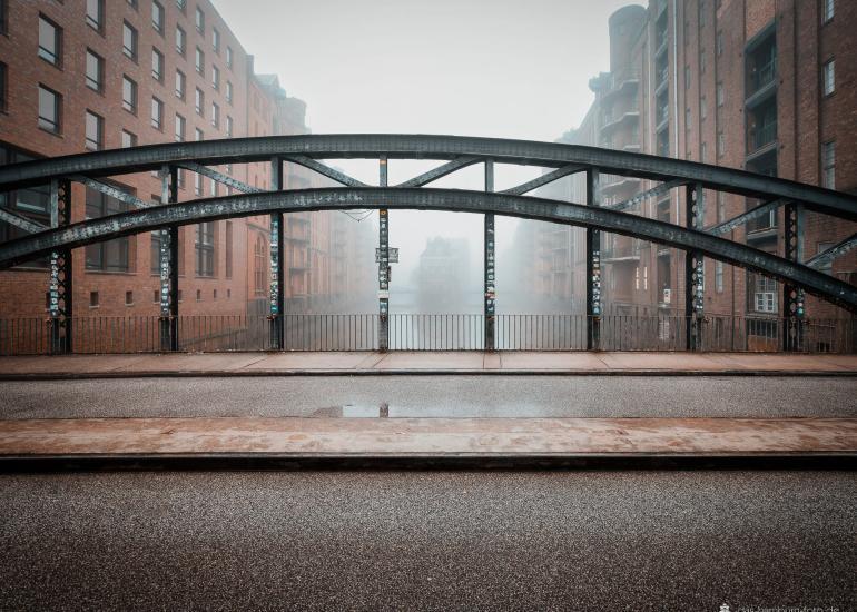 Im Trend: Moderne Hamburg Bilder 84 Blick in den Hamburger Hafen