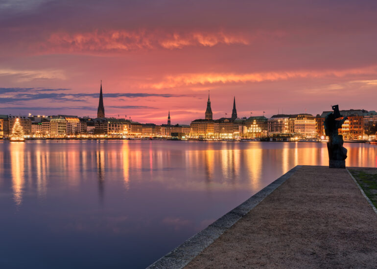 Hamburgs Sehenswürdigkeiten als tolle FineArt Photos 69 Architektur, Draußen, Dunkel, Gebäude, HDR (extrem), Stadt, grau, schwarz, www.das-hamburg-foto.de