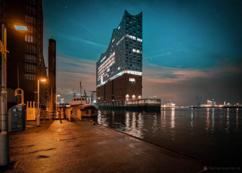 Im Trend: Moderne Hamburg Bilder 48 Blick in den Hamburger Hafen